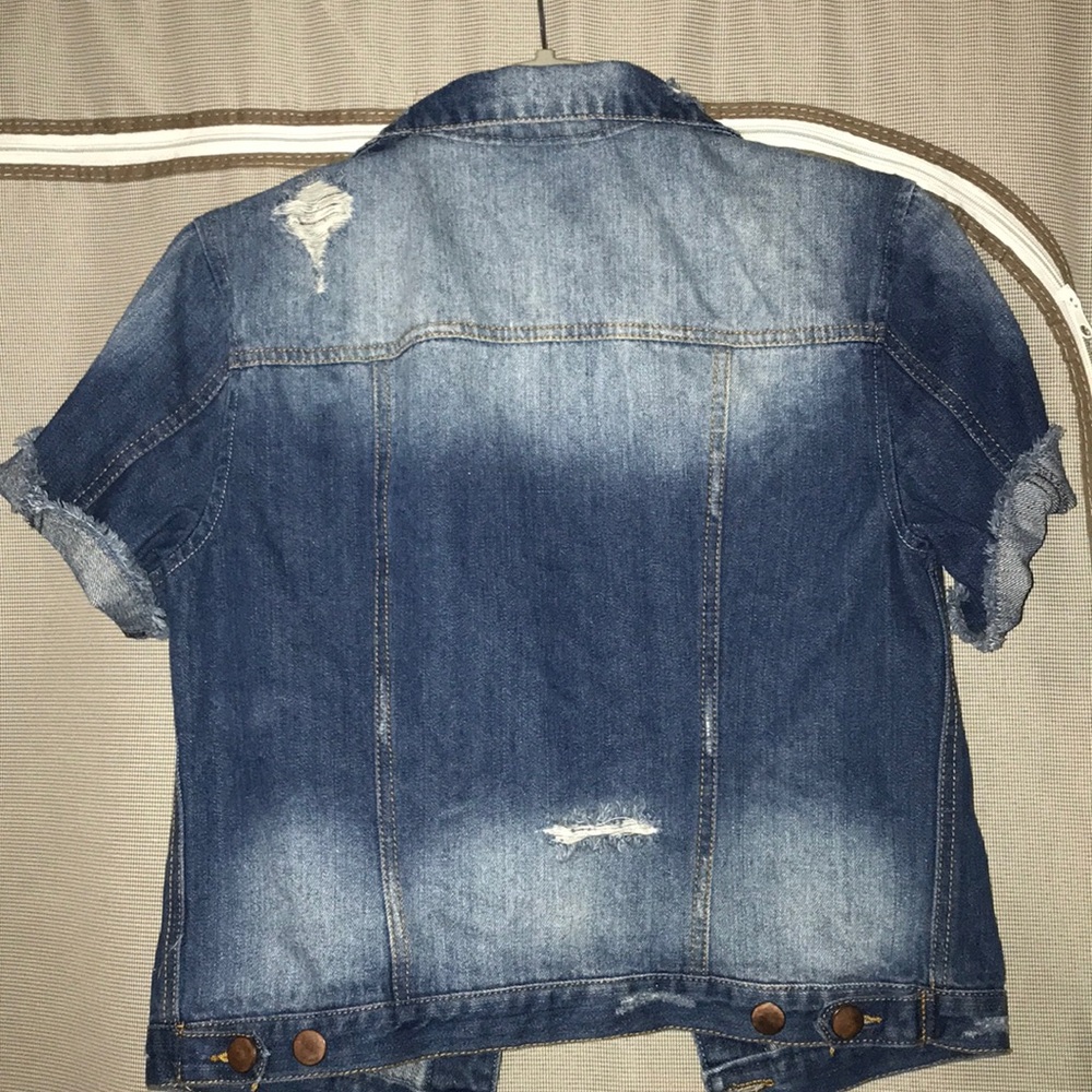 Jean jacket - Picture 2 of 6